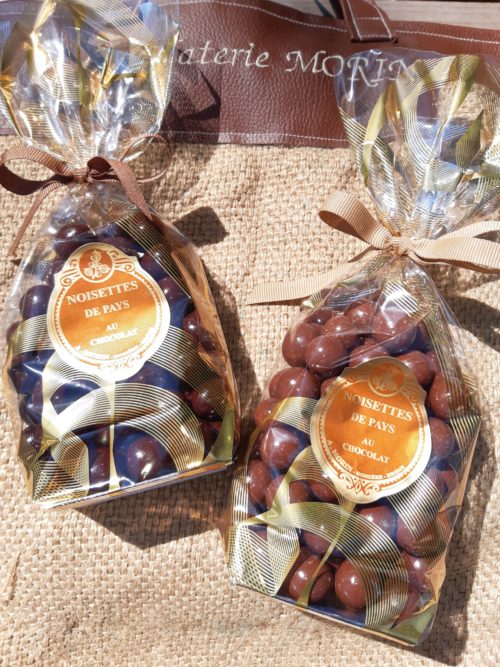 Noisettes enrobées au chocolat Noir – Image 1