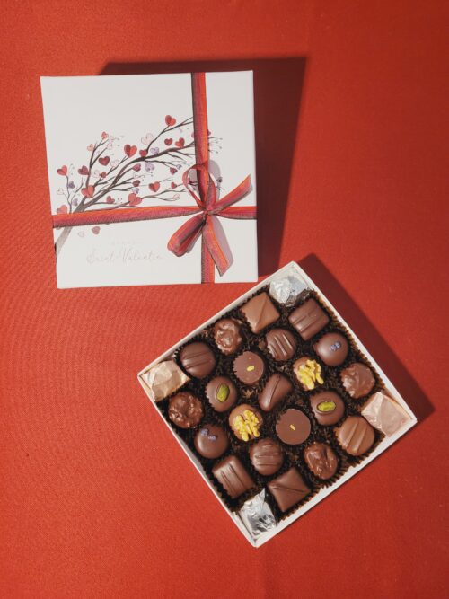 Boîte Arbre à Cœurs avec bonbons de chocolat – Image 1